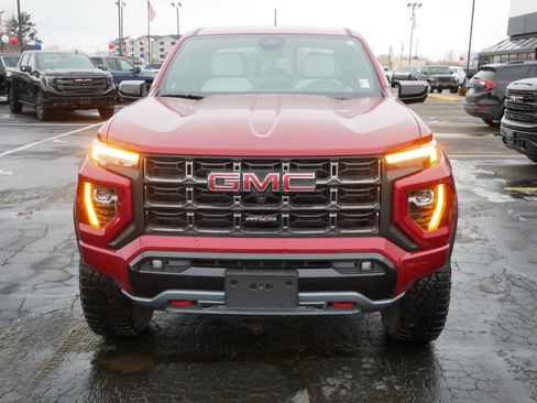 Used 2024 GMC Canyon AT4X image 3