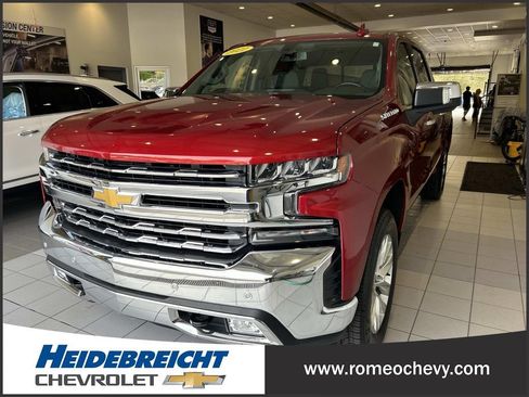 Certified 2022 Chevrolet Silverado 1500 LTZ AWD/4WD image 6