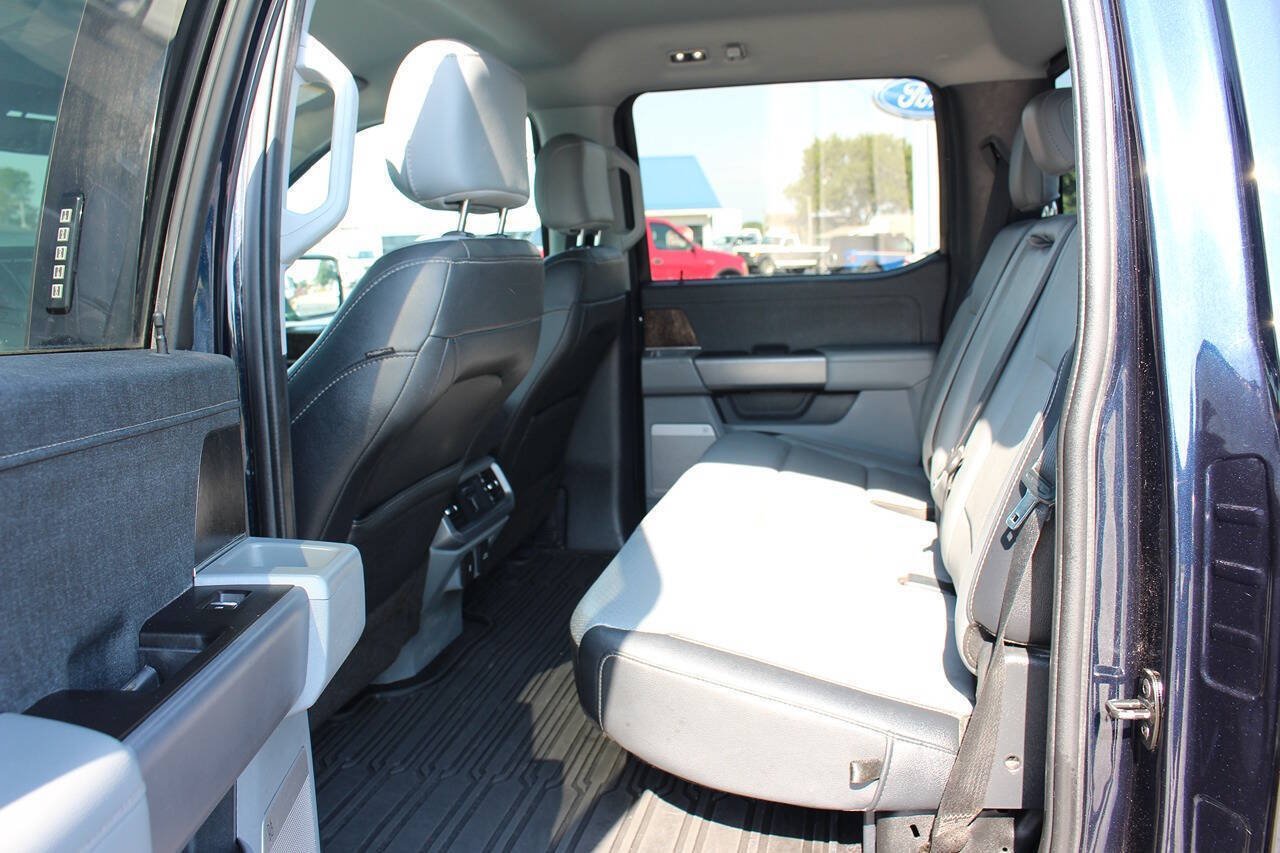 Used 2022 Ford F150 Lariat w/ Equipment Group 502A High AWD/4WD image 9