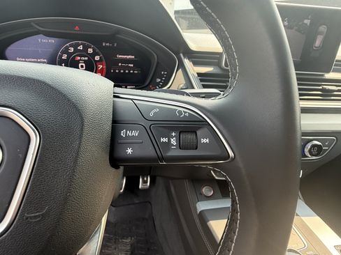 Used 2019 Audi SQ5 Premium Plus w/ Premium Plus Package AWD/4WD image 20