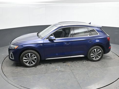 Used 2022 Audi Q5 2.0T Premium w/ Convenience Package image 43