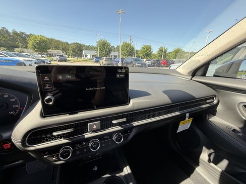 New 2026 Honda HR-V EX-L image 17