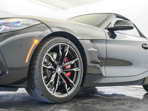 New 2026 BMW Z4 M40i w/ Premium Package image 10