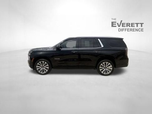 Used 2025 Chevrolet Tahoe High Country AWD/4WD image 4