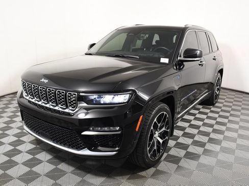 Used 2023 Jeep Grand Cherokee Summit AWD/4WD image 1