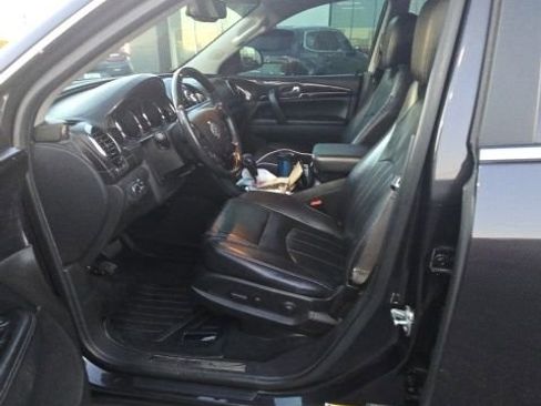 Used 2015 Buick Enclave Leather image 2