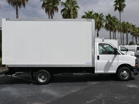 New 2025 Chevrolet Express 3500 w/ Power Convenience Package RWD image 4