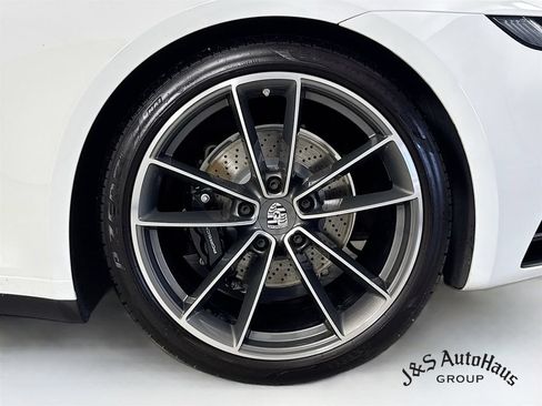 Used 2023 Porsche 911 Carrera 4S w/ Premium Package AWD/4WD image 41