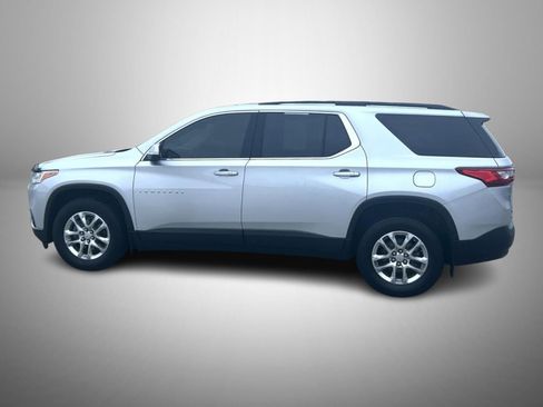 Used 2021 Chevrolet Traverse LT image 8