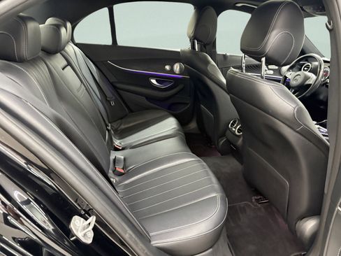Used 2017 Mercedes-Benz E 300 4MATIC image 21