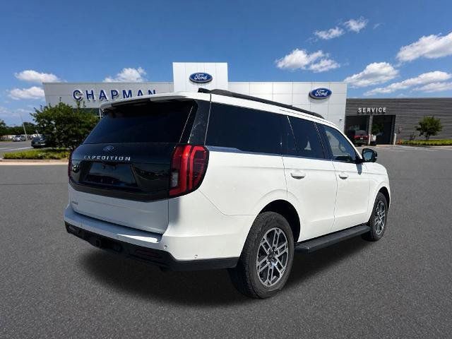 Certified 2025 Ford Expedition Active AWD/4WD image 5