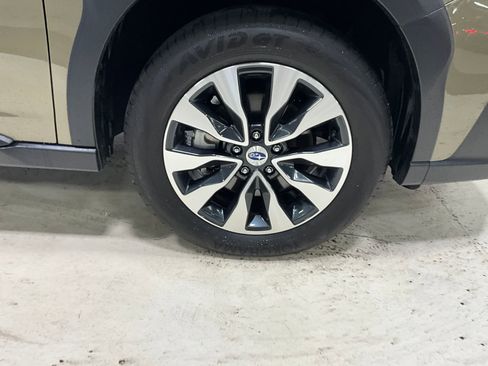 Used 2023 Subaru Outback Touring XT AWD/4WD image 12