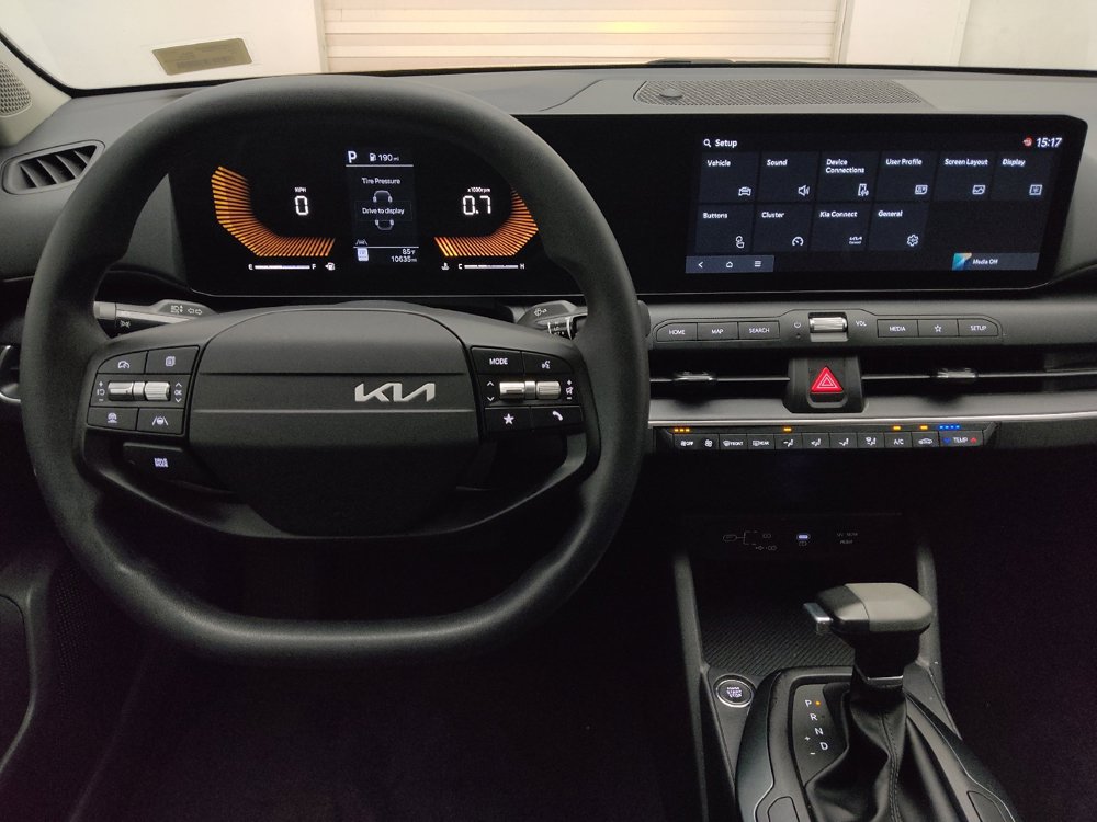 Used 2025 Kia K4 FWD image 22