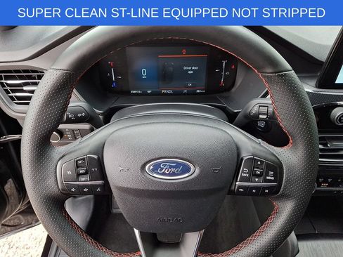 Used 2025 Ford Escape ST-Line FWD image 17