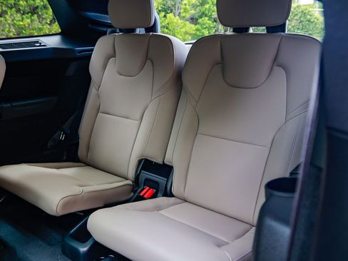 New 2026 Volvo XC90 B5 Plus w/ Protection Package AWD/4WD image 19