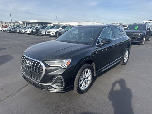 Used 2025 Audi Q3 2.0T Premium image 9