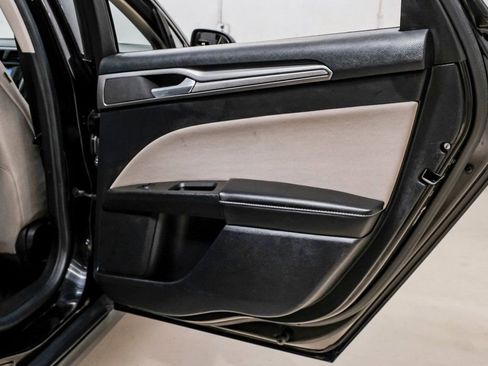 Used 2020 Ford Fusion S image 51