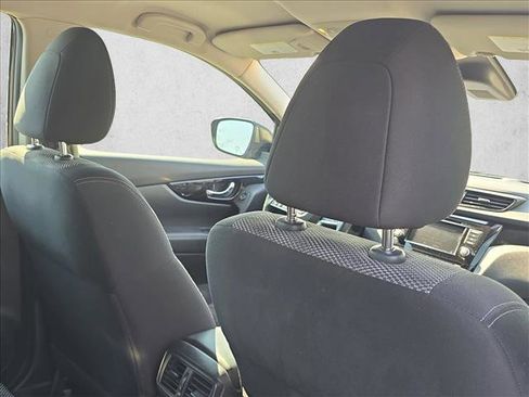 Used 2019 Nissan Rogue Sport SV w/ Technology Package image 20