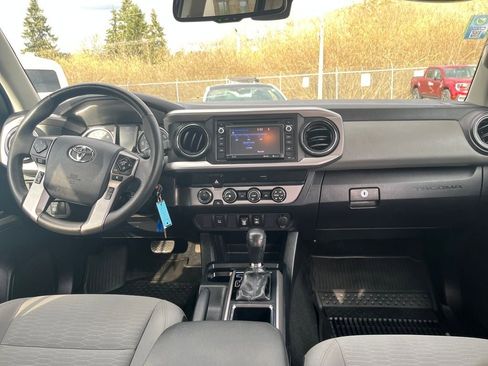 Used 2019 Toyota Tacoma SR5 image 14