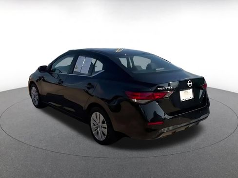Used 2025 Nissan Sentra S FWD image 10
