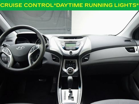 Used 2012 Hyundai Elantra GLS w/ Preferred Pkg 3 FWD image 3