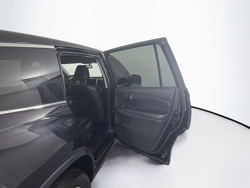 Used 2017 Honda Pilot EX-L image 10