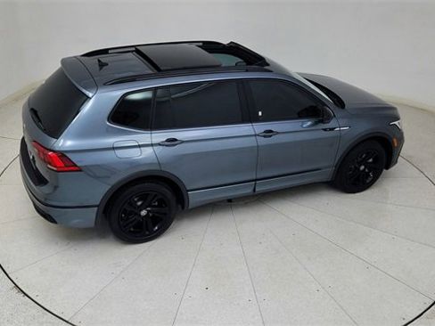 Used 2023 Volkswagen Tiguan SE R-Line image 83