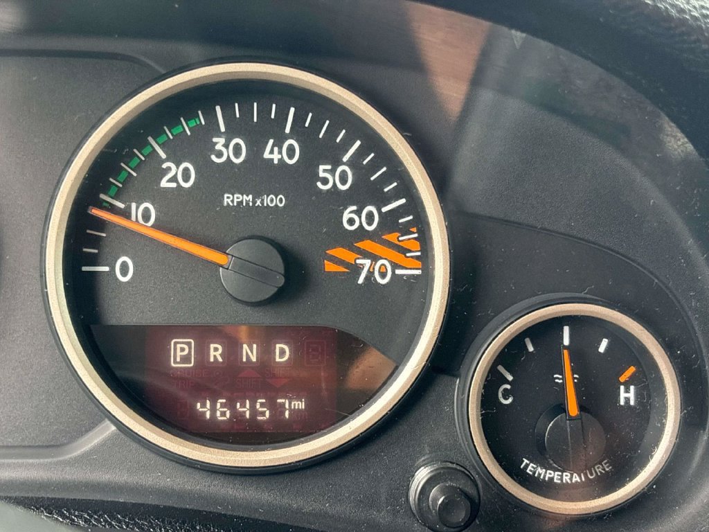 Used 2016 Jeep Wrangler Unlimited Sahara AWD/4WD image 18
