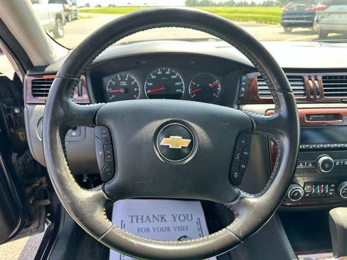 Used 2011 Chevrolet Impala LT w/ Luxury Edition Package FWD image 10