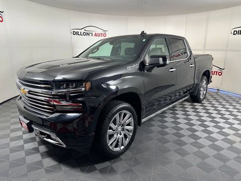 Used 2019 Chevrolet Silverado 1500 High Country w/ High Country Premium Package AWD/4WD image 2