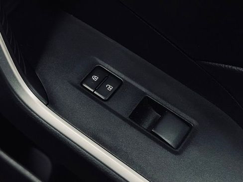 Used 2023 Toyota RAV4 LE image 14