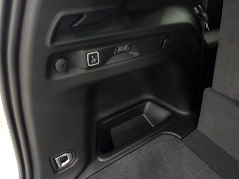 New 2025 Jeep Grand Cherokee L Limited w/ Trailer Tow Package image 29