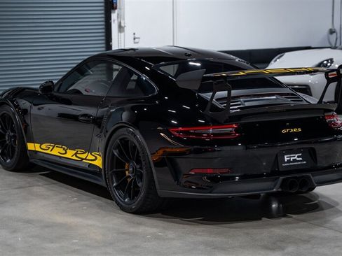 Used 2019 Porsche 911 GT3 RS RWD image 67