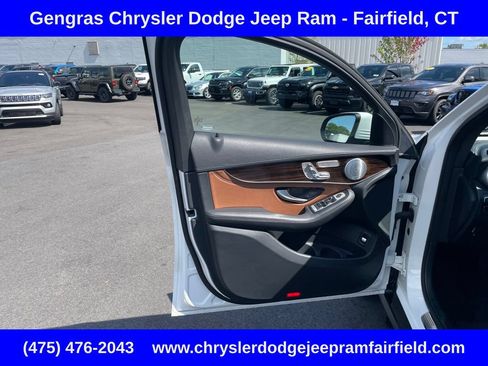 Used 2019 Mercedes-Benz GLC 300 4MATIC Coupe image 49
