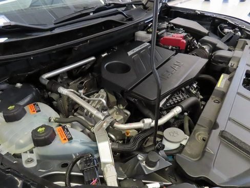 Used 2023 Nissan Rogue SV image 36