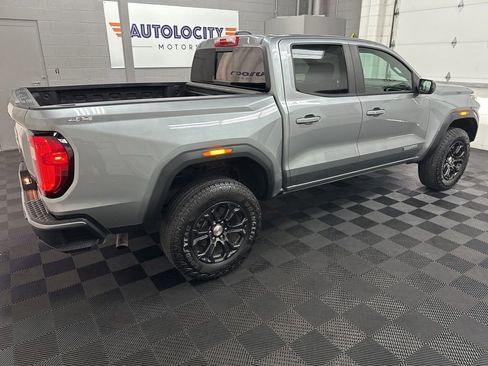 Used 2024 GMC Canyon Elevation w/ Elevation Premium Package image 10