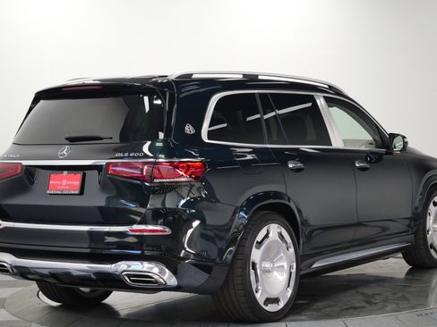 Used 2022 Mercedes-Benz Maybach GLS 600 4MATIC image 9