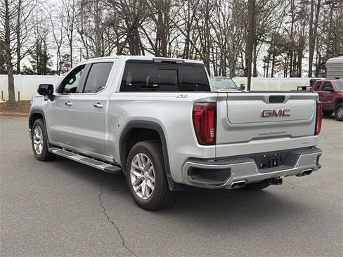 Used 2020 GMC Sierra 1500 SLT w/ SLT Premium Plus Package image 4