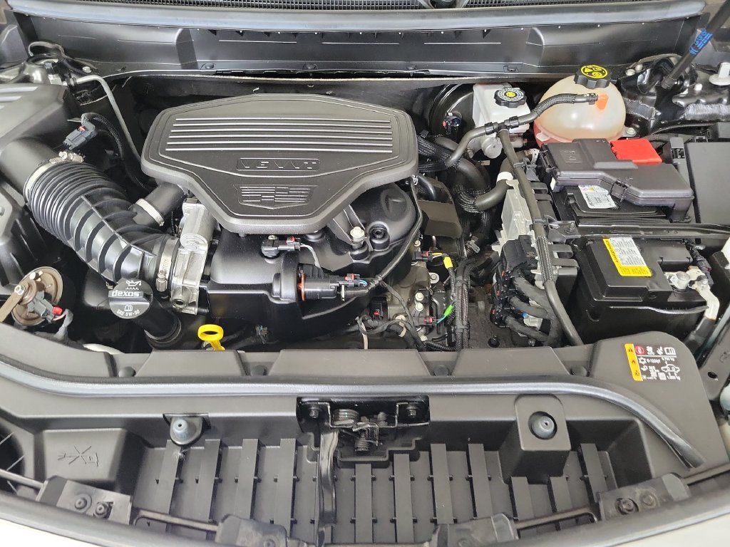 Certified 2023 Cadillac XT5 Premium Luxury w/ LPO, Floor Liner Package FWD image 26
