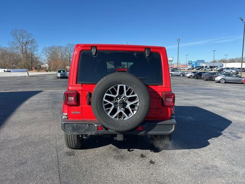 Used 2024 Jeep Wrangler Sahara w/ Safety Group image 5