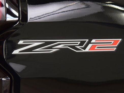 New 2026 Chevrolet Colorado ZR2 w/ Technology Package image 19
