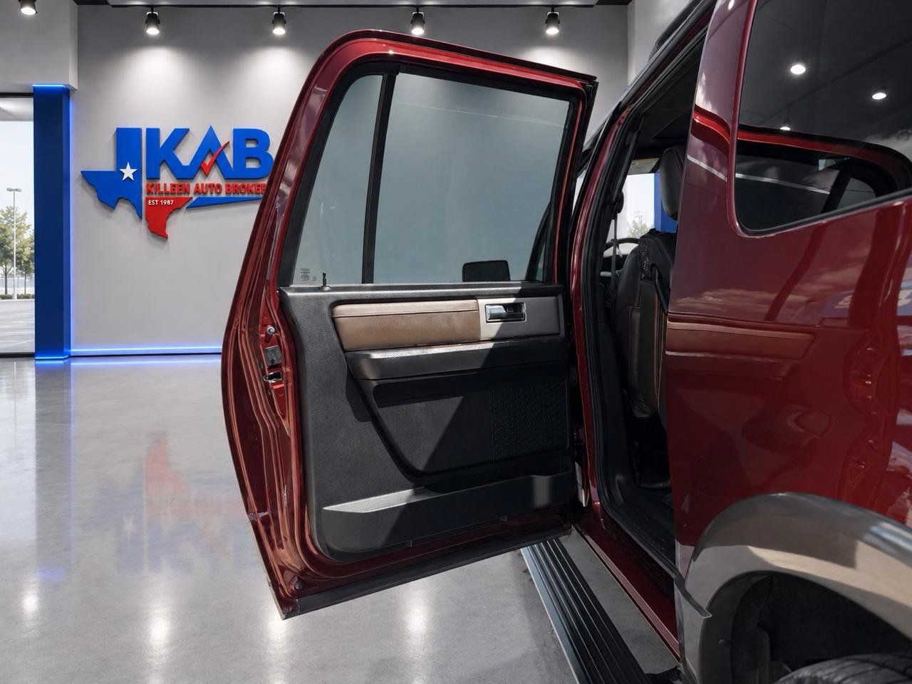 Used 2016 Ford Expedition EL King Ranch RWD image 12