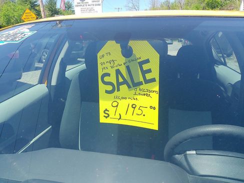Used 2014 Toyota Prius C Two FWD image 28
