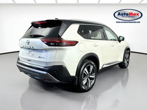 Used 2023 Nissan Rogue SL w/ SL Premium Package AWD/4WD image 2