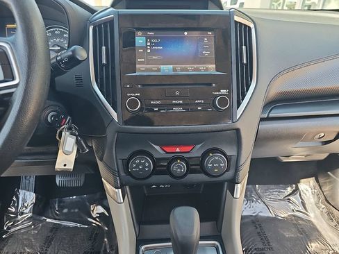 Used 2021 Subaru Forester AWD/4WD image 19