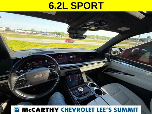 Used 2025 Cadillac Escalade Sport w/ Touring Package AWD/4WD image 28