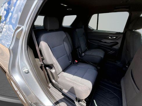 Used 2023 Chevrolet Traverse LT w/ LPO, Floor Liner Package AWD/4WD image 27
