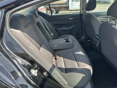 Used 2019 Nissan Altima 2.5 S FWD image 26