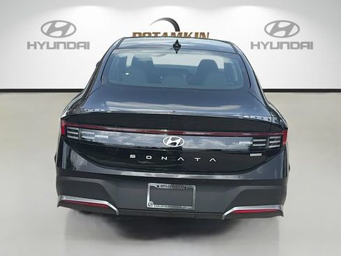 New 2026 Hyundai Sonata Blue FWD image 6
