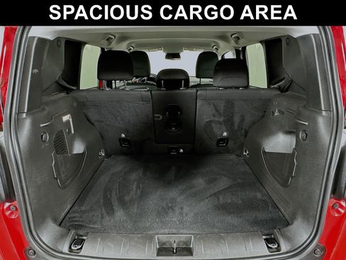 Used 2022 Jeep Renegade Latitude w/ Convenience Group image 24